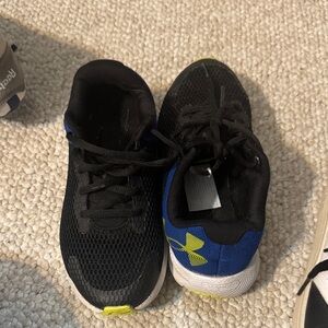 Under Armour Kids Black and Blue Sneakers